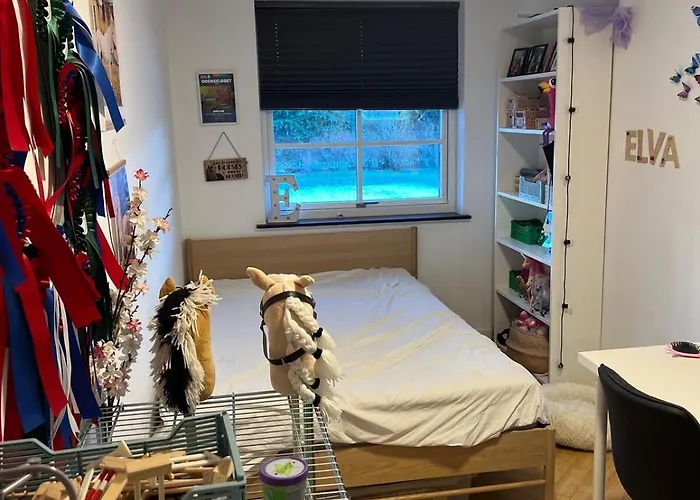 Villa Large Townhouse Odense