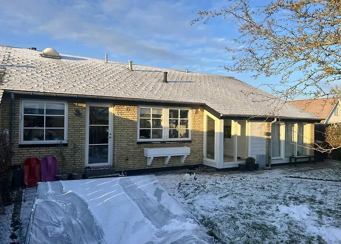 Large Townhouse Villa